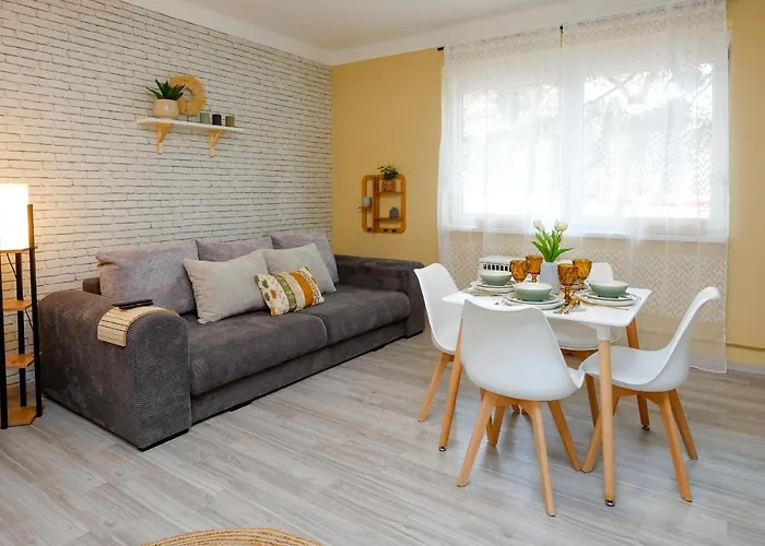 Apartament Parti Setany *